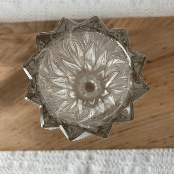 Noritake 7” Crystal Bud Vase Satin Leaves - Germany Discontinued - Picture 4 of 6